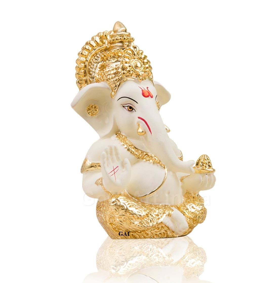Gold Art India Gold Plated Mukut Ganesha off white color for gifting right side