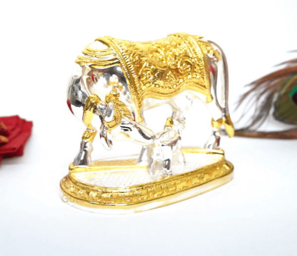 Close-up Detailing of Kamdhenu Cow Idol – Gold and Silver Finish