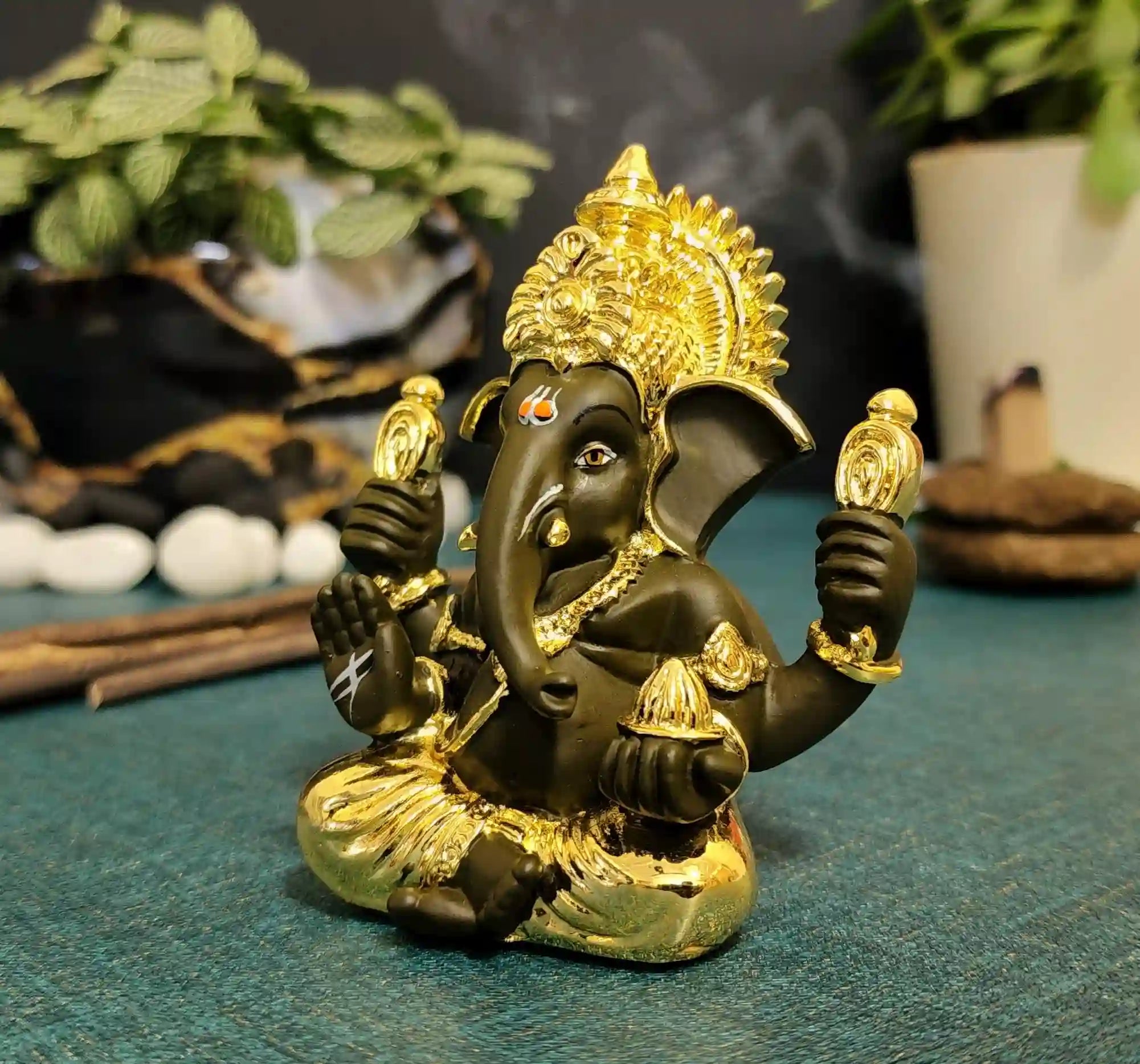 Black & Gold Ganesha Idol by Gold Art India – Side Angle