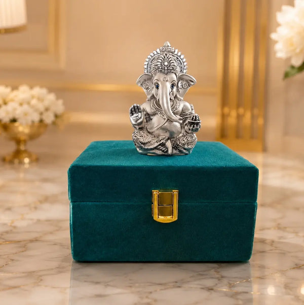 Gold Art India Ganesha Idol – Silver Plated Antique Matte Finish Ganpati Murti with Premium Velvet Gift Box | Home Temple, Office Desk, Car Dashboard & Spiritual Gifting (3.5 Inch)