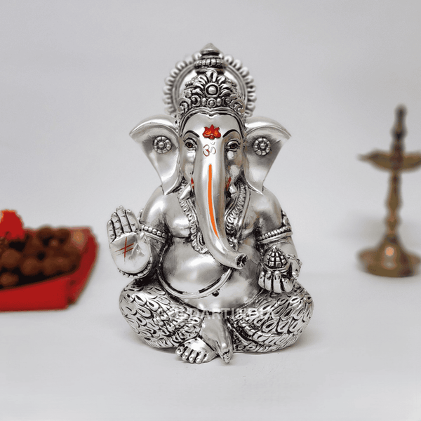 Silver Antique Mukut Ganesh Idol โ 7 Inch Decorative Idol for Pooja & Decor