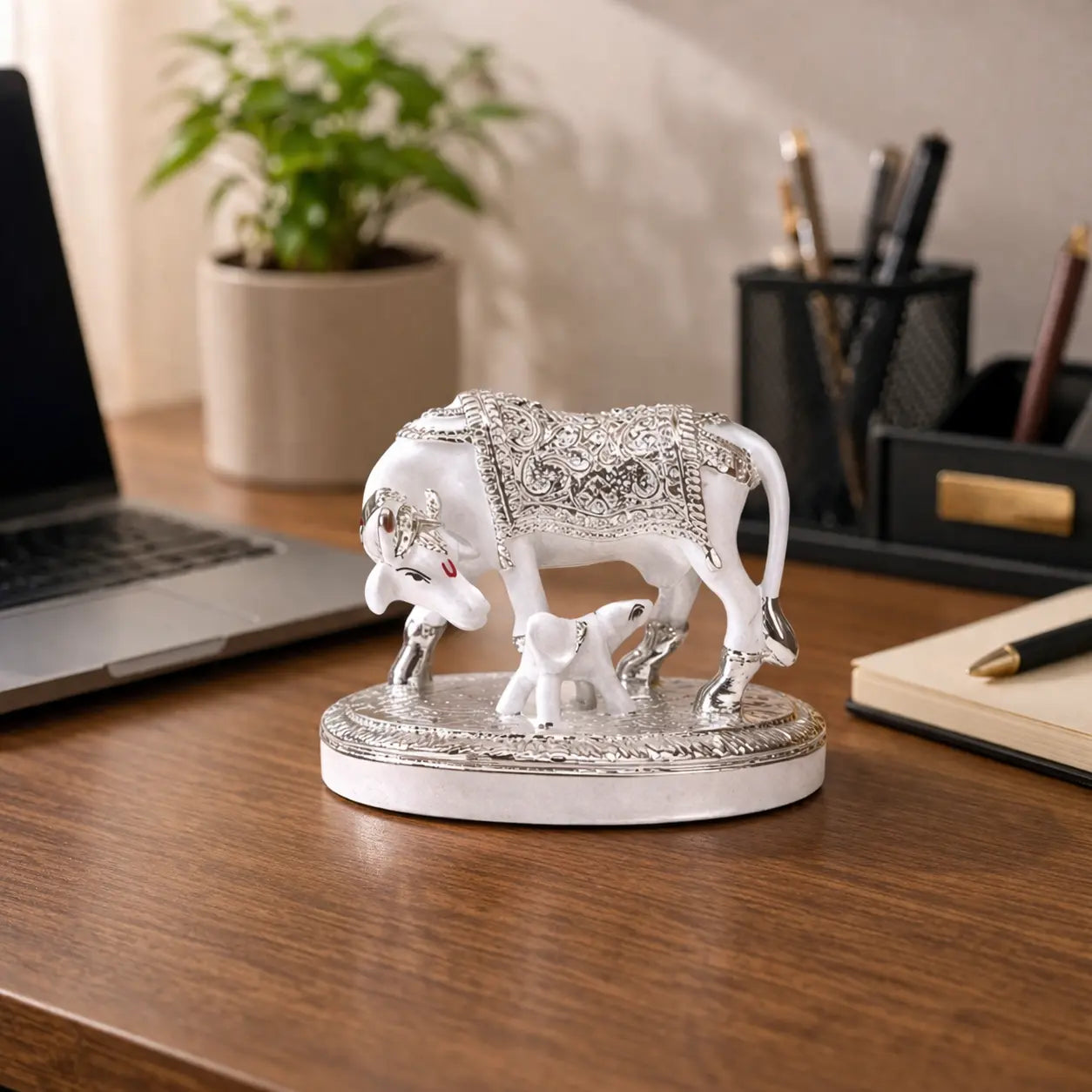 Gold Art India Kamdhenu Cow with Calf Idol – White & Silver Plated Finish | Vastu Decor & Diwali Gift