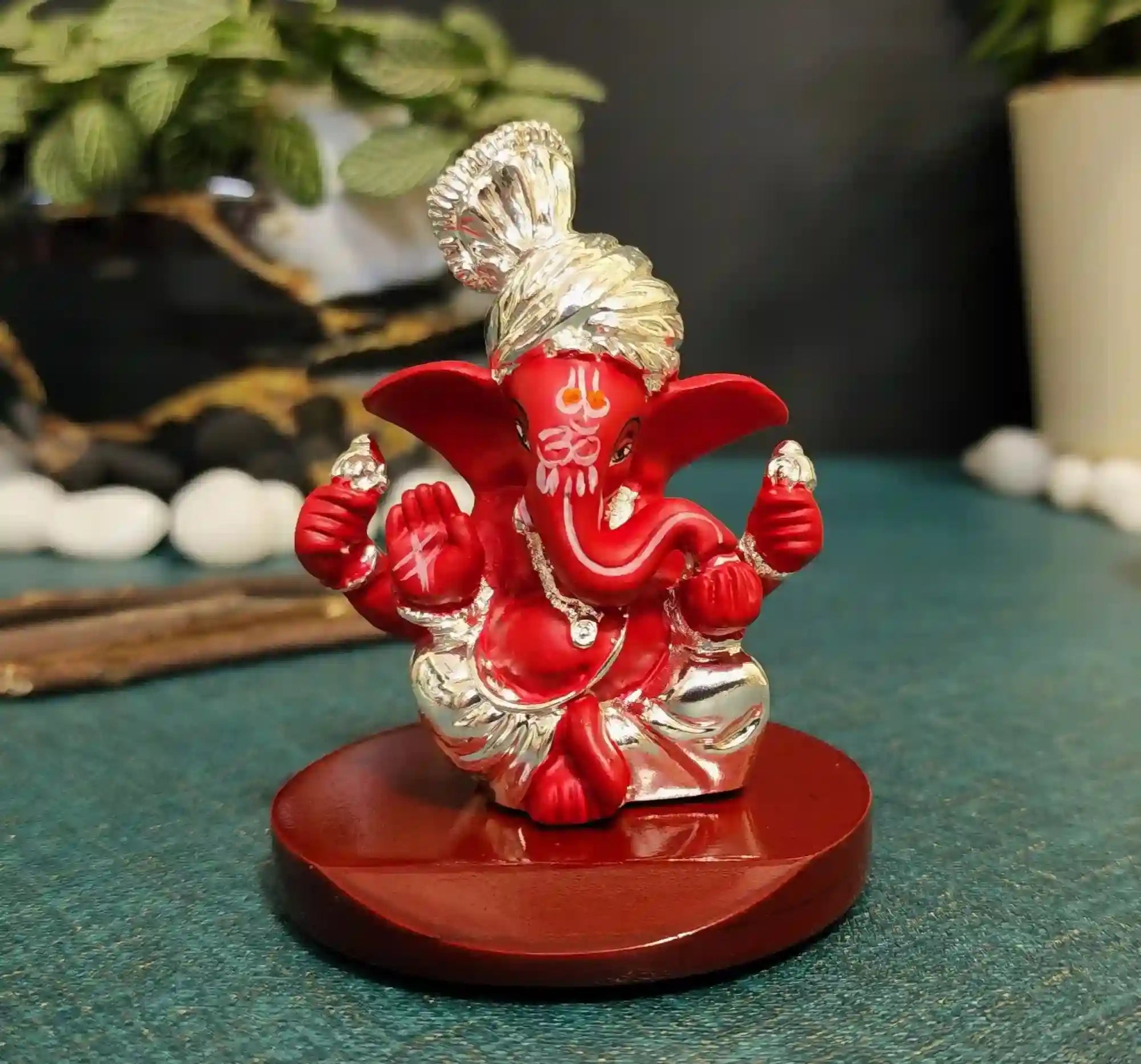 Front view of Red Pagadi Ganpati Idol with 999 silver plating – compact 3 inch decorative statue for mandirs, office desks, and gifting.