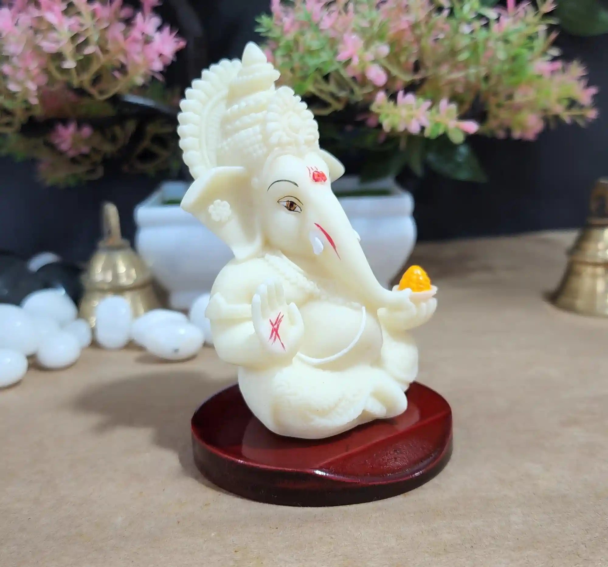 Side View of Ivory Finish Ganpati Idol – Intricately Handcrafted, Perfect for Car Dashboard, Office Desk & Gifting.
