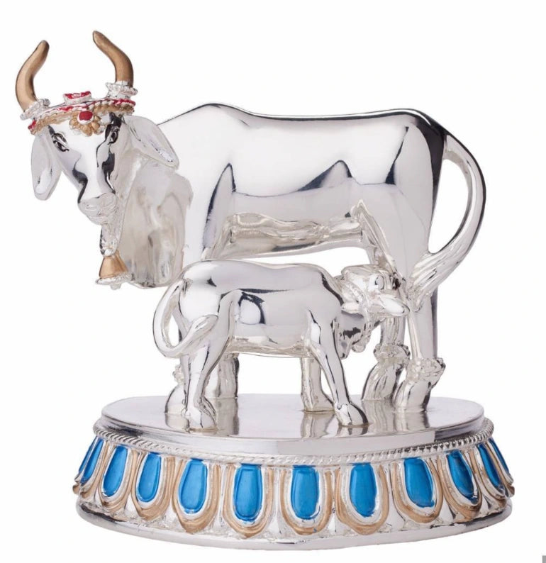 Kamdhenu cow silver plated close up image