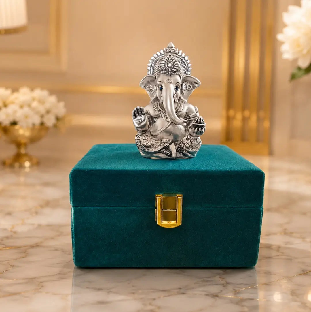 Gold Art India Ganesha Idol – Silver Plated Antique Matte Finish Ganpati Murti with Premium Velvet Gift Box | Home Temple, Office Desk, Car Dashboard & Spiritual Gifting (3.5 Inch)